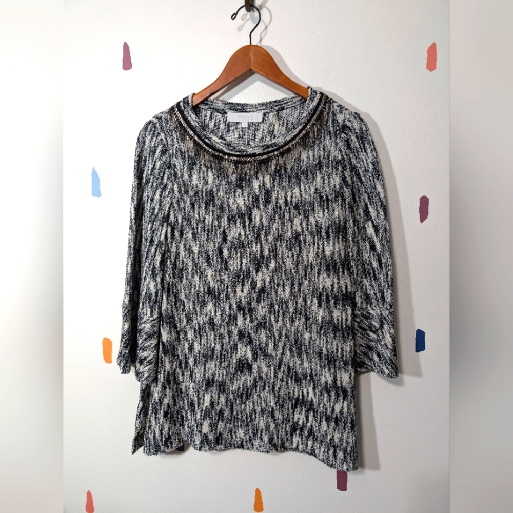 MISOOK COLLECTION Black and White Sweater With Chain Trim